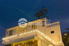 Biêt thư đep đương ô tô gia tôt cho anh chi đâu tư