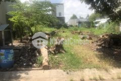 Gia đình về quê định cư nên cần bán gấp lô đất 100m²5x20m vị trí đẹp, đối diện kđt mp4