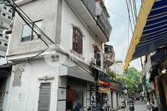 Bán nhà mặt phố nam dư, 2025m2, 4 tầng, mt 4,6m, kd, ô tô, lô góc, giá 2,85 tỷ.