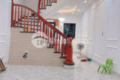 Nhà mới kim ngưu 48m 5 tầng mặt tiền 4.3m ngõ rộng gần time city 5.4 tỷ