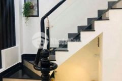 Nhà mặt tiền 1 trệt 4 lầu gần chợ tân bình tp hcm