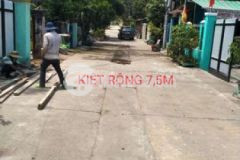 Đất kiệt nam cao sát phạm như xương 660m²