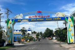 Nhà 2 mặt tiền đô thị gần biển giá rẻ