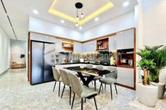 Nhà 2 tầng hẻm trần nhật duẩn trung tâm phố