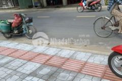 Nhà măt tiên kinh doanh