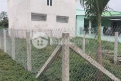 Cần bán lô đất thổ cư cách ubnd 300m