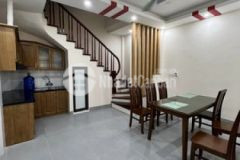 Bán nhà nguyễn đình hoàn 32m2 6tầng giá 5 350 tỷ