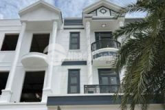 Nhà 1trệt 2 lầu 165m2 5x16 trục chinh 30m centana