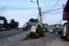 Kẹt tiền giá nào cũng bán