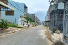 Hàng ngộp bán lỗ hơn thị trường 300tr