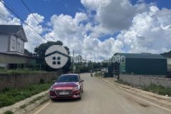 Bán 750m2 tại tt nông trường mộc châu giá đầu tư