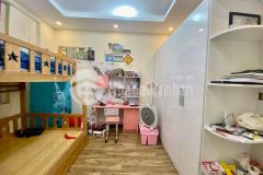 Duy nhất nhà 38 m2 chỉ 1,3 tỷ ô tô gần lô goc la khê hà đông