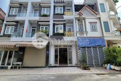 Bán nhà dĩ an 1 trệt 3 lầu sân thượng, gần quốc lộ 1k và làng đại học quốc gia tp.hcm