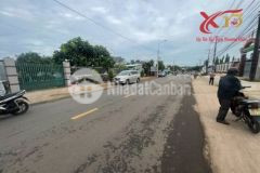 Ban đât 46m mt 10527m2 chi 26 3ty xa đôi 61