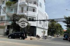 Bán nhà gốc 2 mặt tiền kdc long thịnh cái răng