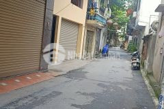 Bán nhà phố lý sơn long biên, kd ô tô, 55m, nhỉnh 2 tỷ, 0979651399