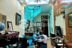 Nhà đẹp 262 cầu giấy 55m2 sổ ô tô đỗ sát 3 tầng