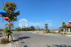 Còn lô mặt sông giá 16tr1m2 có sổ