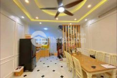 Chủ mót gấp quan nhân 42m2 nhà đẹp gần phố rẻ