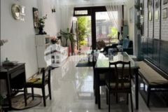 Bán nhà mặt tiền đào duy từ