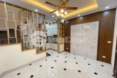 Trung tâm ngã tư sở ngay cạnh royal city