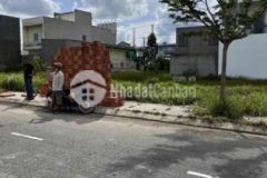 Cần bán mấy nền liền kề ngay thị trấn đức hoà