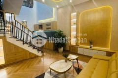 Nhà 2 tầng 2 mê kiệt trần cao vân cách đường 50m