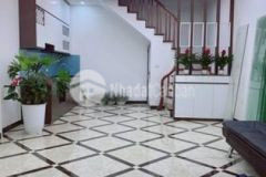 Nhà trung tâm hai bà mt rộng 5m dt45m2 nhỉng 5 tỷ