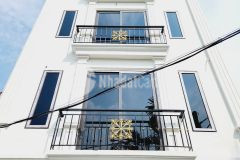 Bán nhà biên giang hoa hậu 35m2 giá 2.8 tỷ lô góc gara, ô tô tránh dân trí cao.