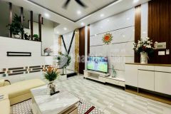 Nhà đẹp, hoàng bật đạt, 3.5 x 14m, 2 lầu, chỉ 5.4 tỷ, tân bình