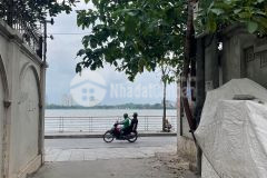 Bán nhà võng thị, tây hồ.lô góc 40m, 5 tầng, mt 5m kinh doanh siêu lợi nhuận.lh0967356298