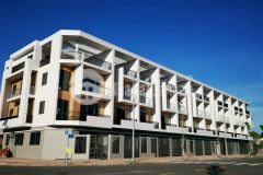 Nhà phố, biệt thự nằm ngay mặt tiền lộ giới 40m tại trung tâm thành phố trà vịn