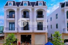 Bán nhà 1 trệt 2 lầu mới xây ngay chợ phú chánh a