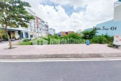 Q binh tân cach vo văn kiêt 150m e co 4 lô shr