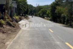 Bán lô đât đẹp 830m2 giáp nhựa qh 46m giá 650tr