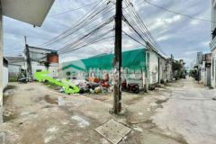 Nền trung tâm lộ bê tông dưới hai tỏi