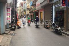 Duy nhất 1 căn nhà đẹp 6 tầng ba đình gần phố ngõ thông ba gác đỗ 35m2 chỉ 4,2tỷ.