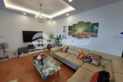 Bán căn hộ cc tứ hiệp plaza 84m2 3 ngủ 2 ban công giá 2,35 tỷ.