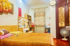 Bán nhà lô góc 32m2, mặt tiền 4m hào nam đống đa. khu vực quy hoạch ổn định.