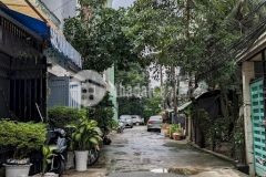 Bán đất ngay chợ hiệp bình, hiệp bình chánh, dt 74m2, giá 4.8 tỷ