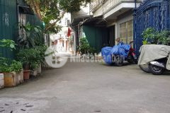 Bán nhà đẹp ở ngay 2 thoáng trước sau phố trương định 33m 4t mt 5m giá rẻ chỉ 2,3 tỷ sổ đỏ đẹp