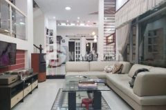 An phú đông 90m2 nội thất cao cấp hẻm 6m gấp bán