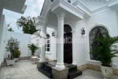 Biệt thự 466m2 mặt tiền bùi văn ngữngay chợ 3 bầu