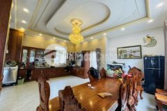 Ngộp nhà 3 tầng 252m pctrinh 15ty còn 12 5 tỷ