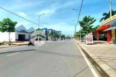 Nhà lầu sân ô tô trung tâm phường 3 tp vĩnh long