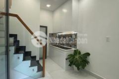 Hiếm 2tỷ 250trtl nhà mới đẹp 3 tầng shcc b thạnh