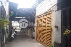 Nhà hẻm xe hơi 4x14m gần cầu tham lương giá 3 5tỷ