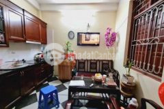 Bán nhà đội cấn tt ba đình 2 tỷ có sổ riêng ngõ 3m