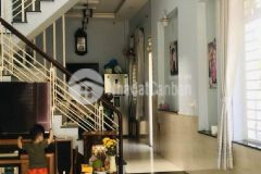 Cần bán nhà ở phú đô, 33 m2, 4 tầng, mt 3.8 m, 6 phòng ngủ. giá 3,3 tỷ.