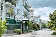 Bán nhà mt hẻm xe tải tránh đình phong phú q9 3 tấm 60m2 giá 5.9 tỷ